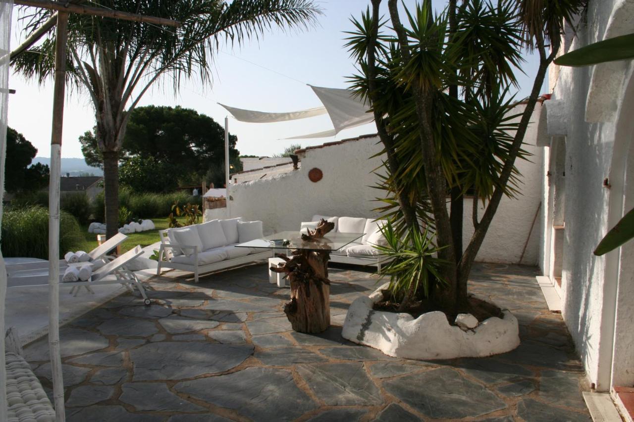 Bed and Breakfast Le Rondini Montrás Exteriér fotografie