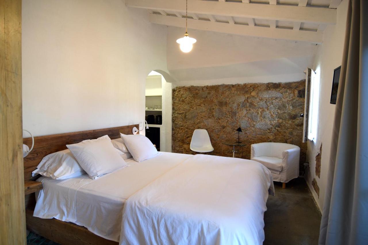 Bed and Breakfast Le Rondini Montrás Exteriér fotografie